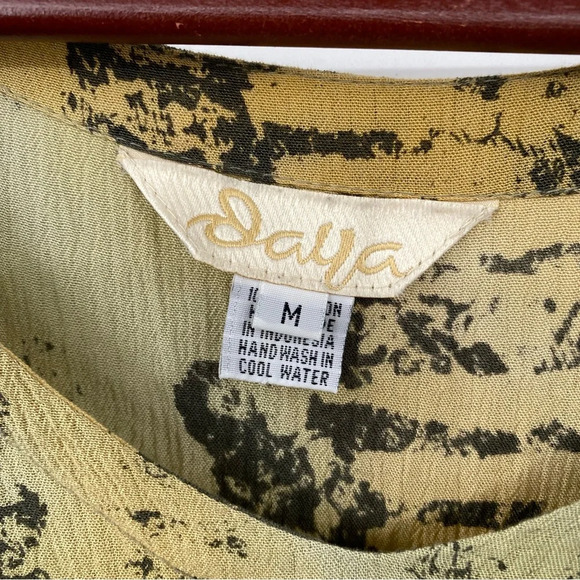 Daya Maxi Dress Womens Size Medium Gold Green Neon Snakeskin Print Half Sleeve - Picture 8 of 12